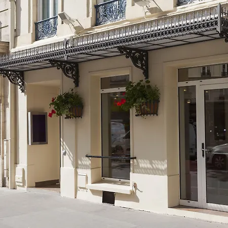Hotel Aurore Gare De Lyon 3*